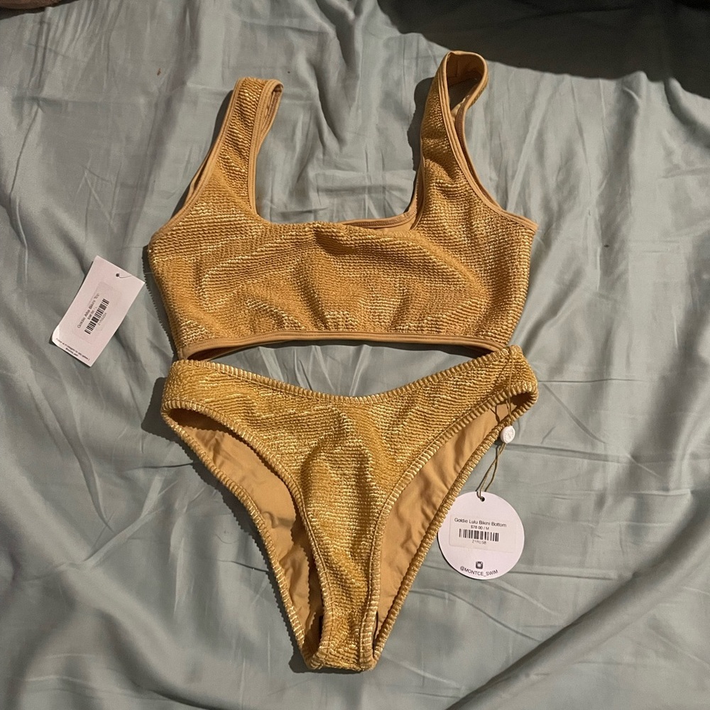 Montce swim Goldie set